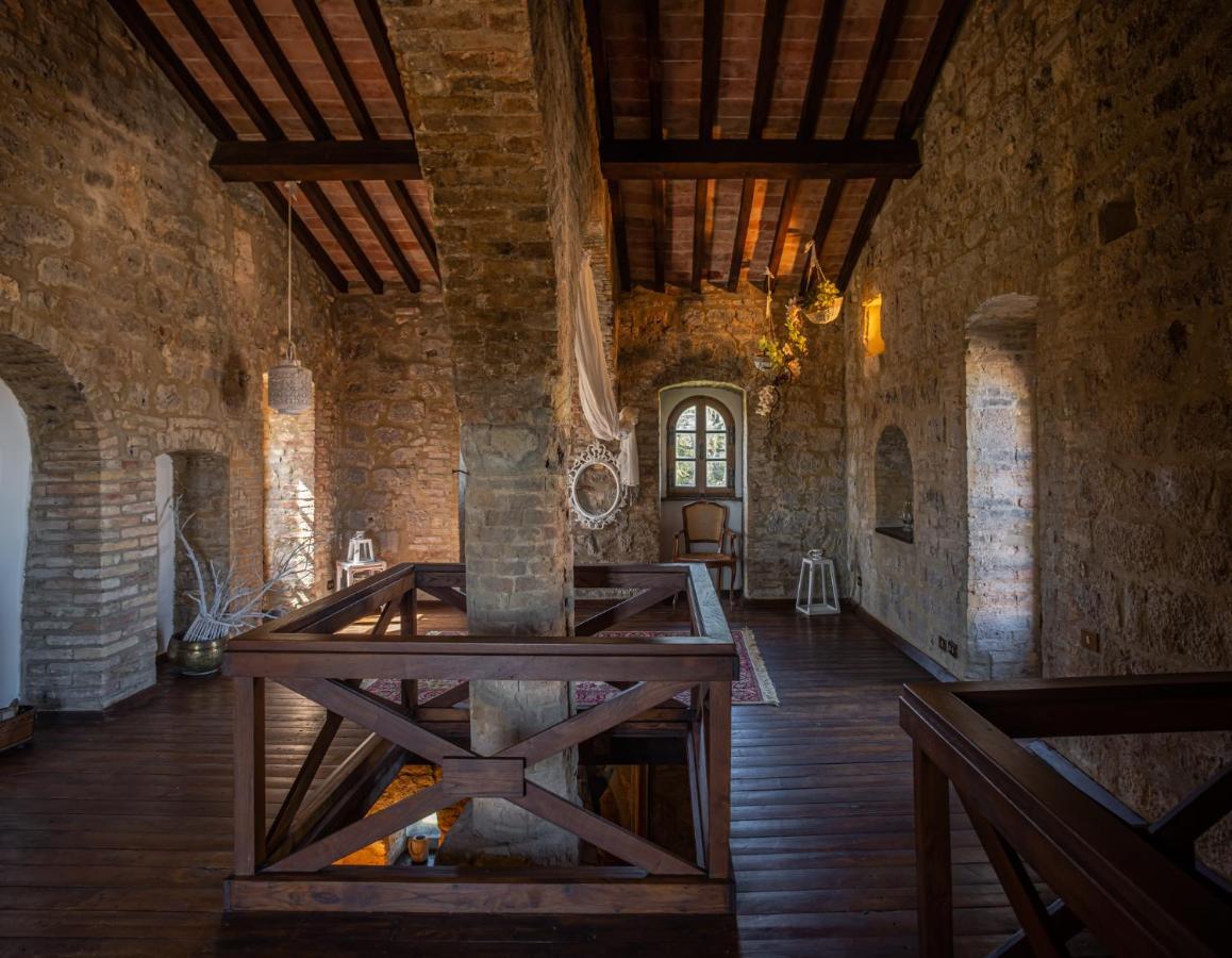 B&B La Torre - Fattoria Di Larniano San Gimignano Dış mekan fotoğraf